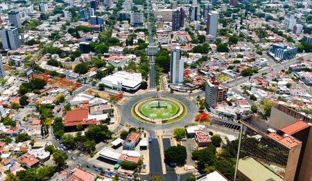 Vista aerea de la Glorieta de la Minerva en Guadalajara, Jalisco, México.