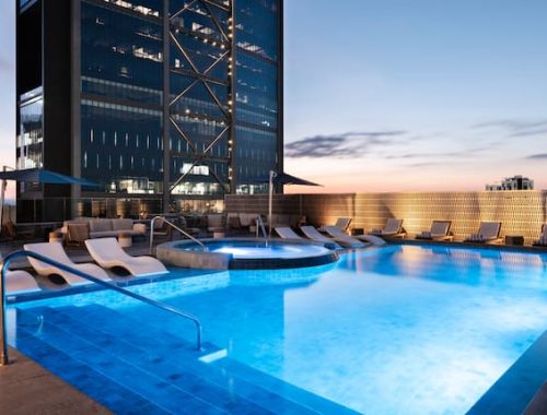 Alberca del Hotel Hilton en Guadalajara, Day Pass